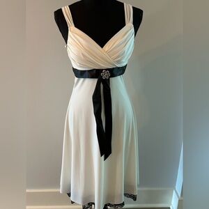 🤍🖤 My Michelle White & Black Cocktail Dress – Size M